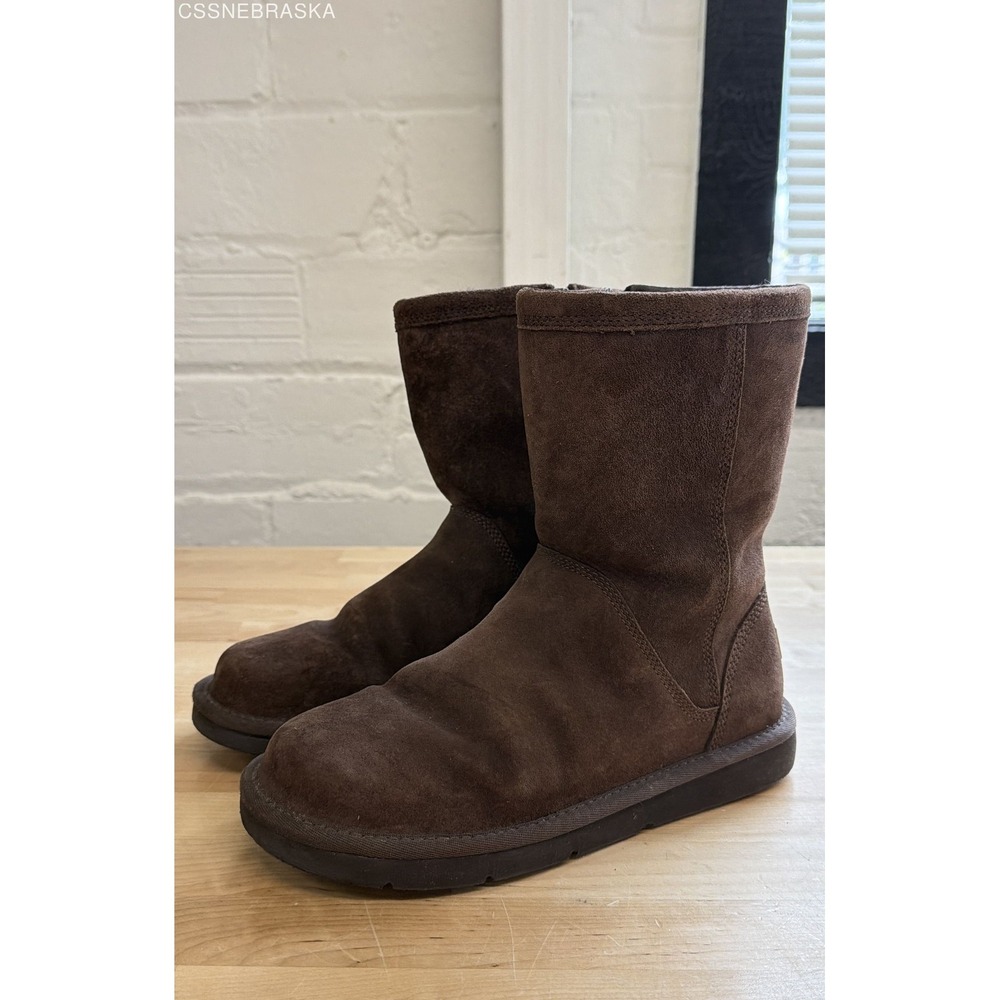 UGG Australia Classic Short Side Zip Chocolate Brown Suede Boots Women's Size 7